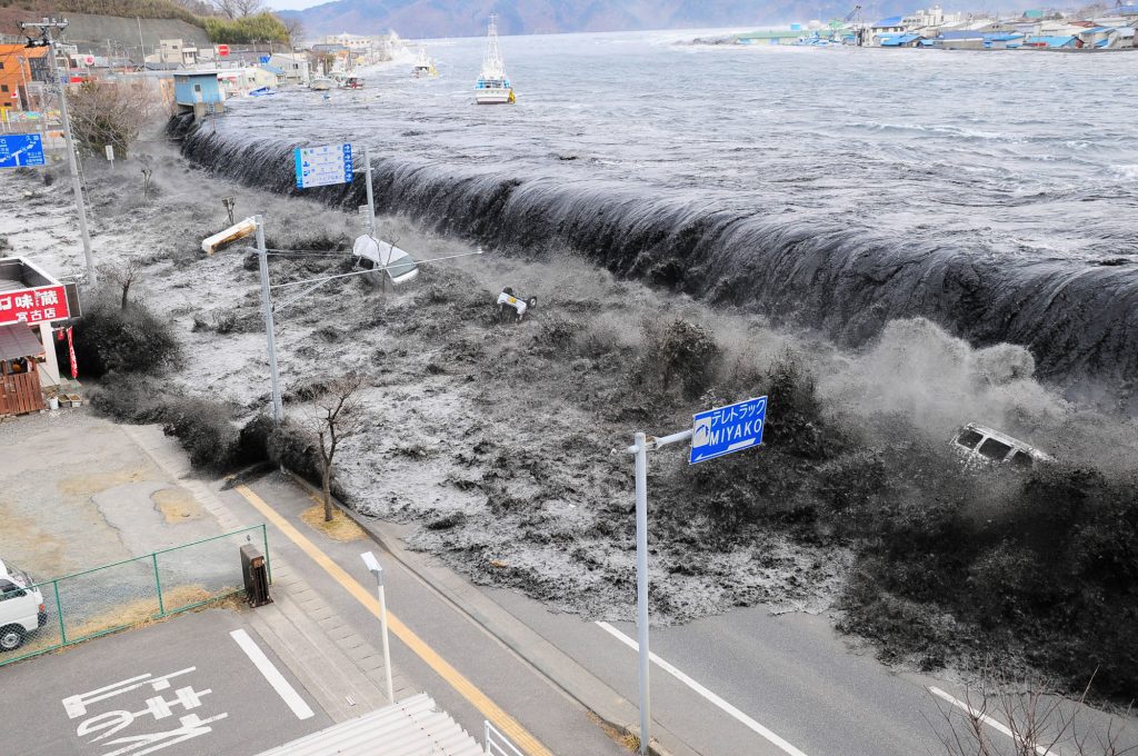 tsunami Japon
