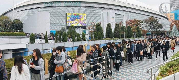 queue concert japon